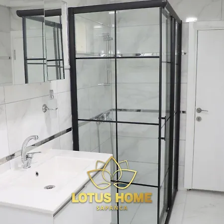 Hotel Lotus